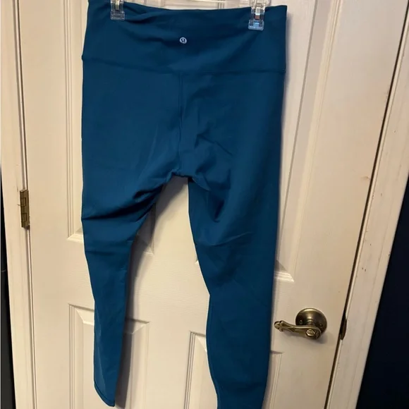 Lululemon Wunder 28inch leggings. Not sure color- is more teal in person. - Picture 2 of 3